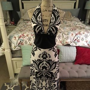 White House Black Market Maxi